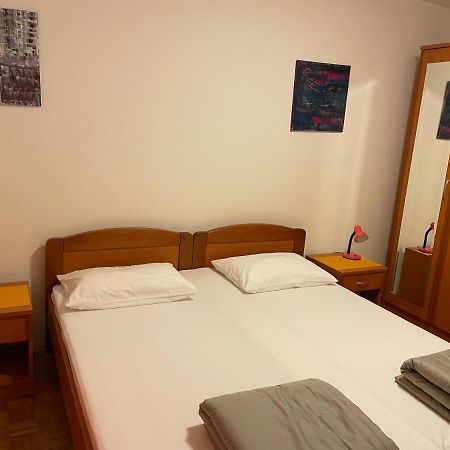 Ivana Apartment Korcula Town Luaran gambar